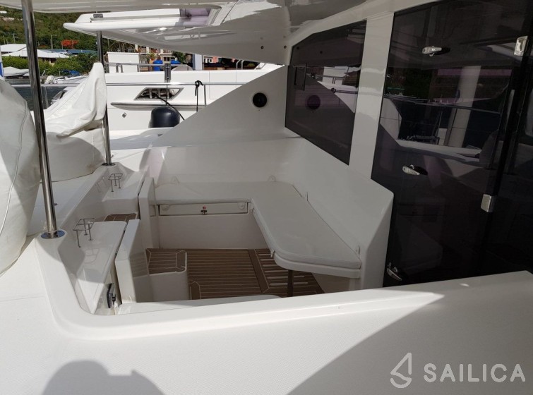 Leopard 51 PC - Yacht Charter Sailica