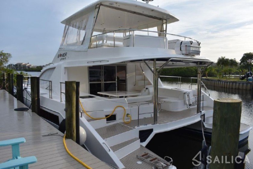 Leopard 51 PC - Yacht Charter Sailica