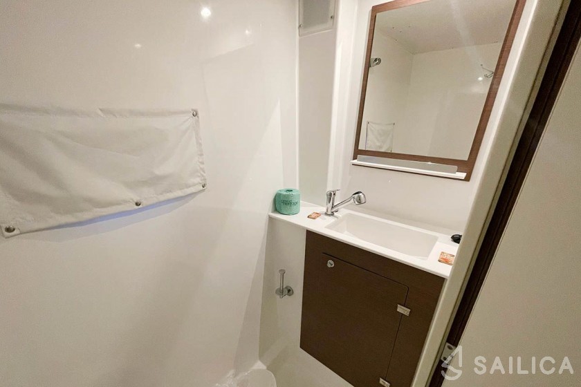 Bali Catspace - Yacht Charter Sailica