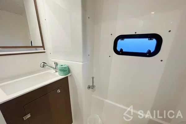 Bali Catspace - Yacht Charter Sailica