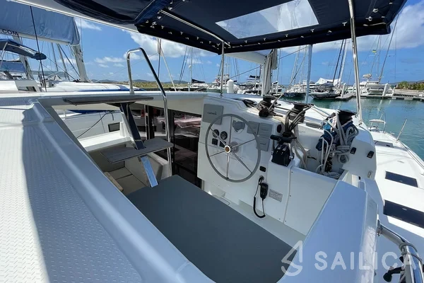 Lucia 40 - Yacht Charter Sailica
