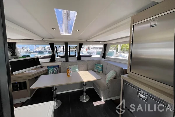 Lucia 40 - Yacht Charter Sailica