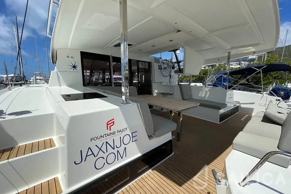 Lucia 40 - Yacht Charter Sailica
