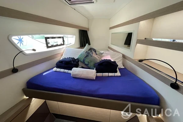 Lucia 40 - Yacht Charter Sailica