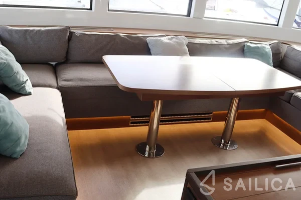 Lagoon 50 - Yacht Charter Sailica