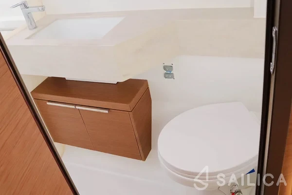 Lagoon 50 - Yacht Charter Sailica