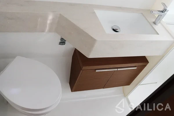 Lagoon 50 - Yacht Charter Sailica