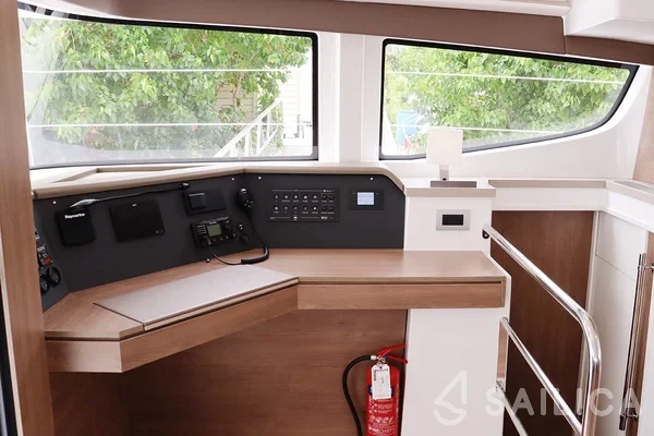 Bali 4.6 - Yacht Charter Sailica