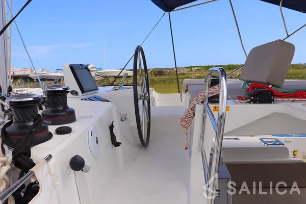 Lagoon 46  - Yacht Charter Sailica