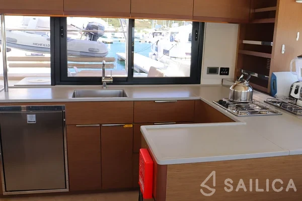 Lagoon 46  - Yacht Charter Sailica