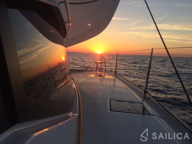 Lucia 40 - Yacht Charter Sailica
