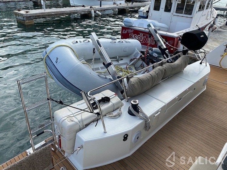 Lucia 40 - Yacht Charter Sailica
