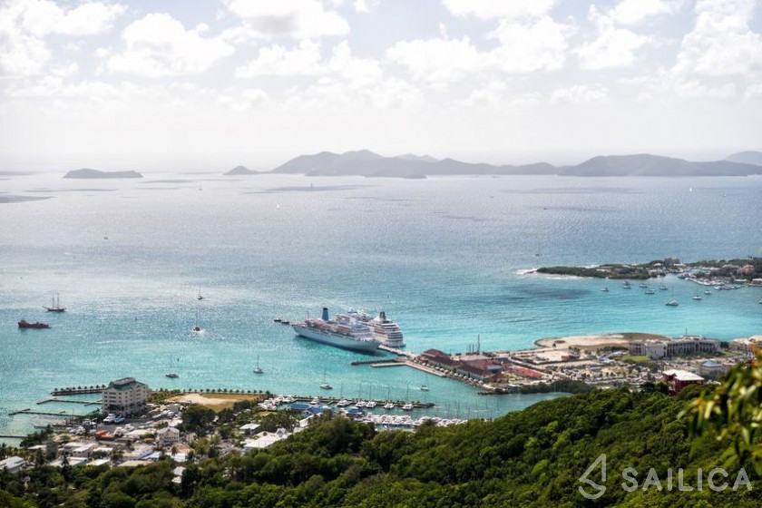 Lucia 40 - Yacht Charter Sailica
