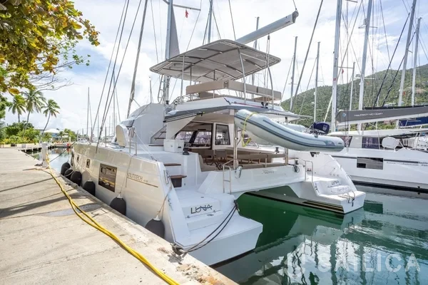 Nautitech 46 Fly - Yacht Charter Sailica