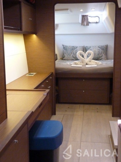 Lagoon 450 - Yacht Charter Sailica