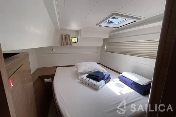 Lagoon 40 - Yacht Charter Sailica
