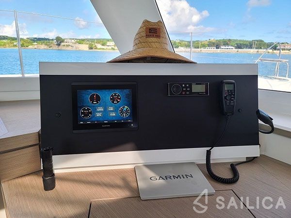 Lucia 40 - Yacht Charter Sailica