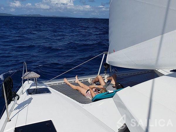 Lucia 40 - Yacht Charter Sailica
