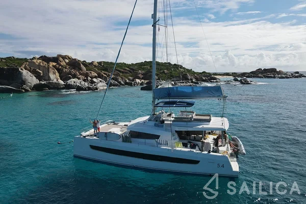 Bali 5.4. - Yacht Charter Sailica