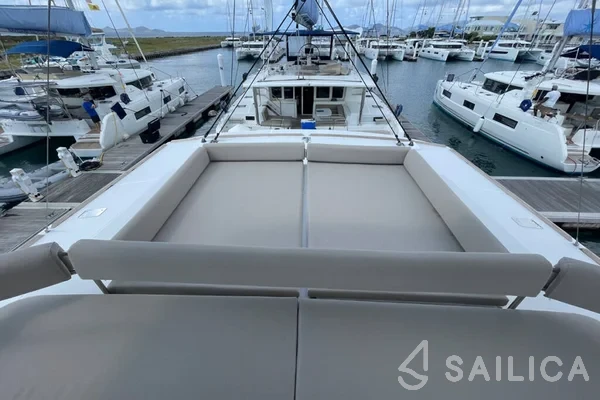 Bali 5.4. - Yacht Charter Sailica