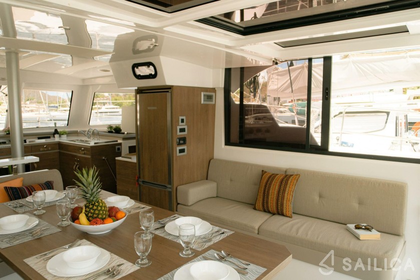 Bali Catspace - Yacht Charter Sailica