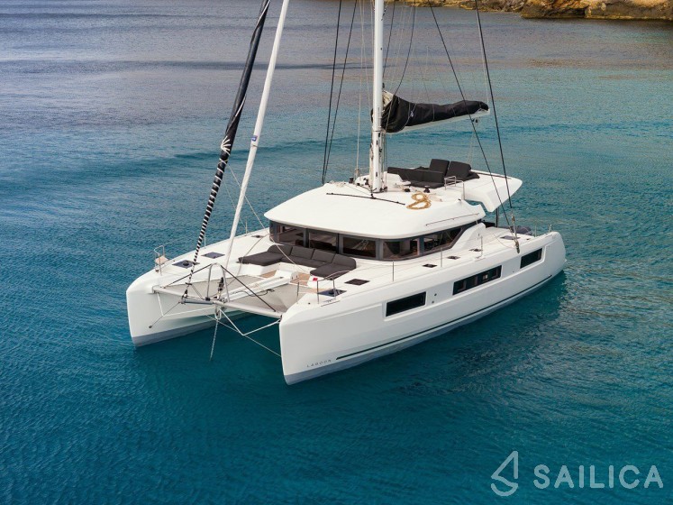 Lagoon 50 - Yacht Charter Sailica