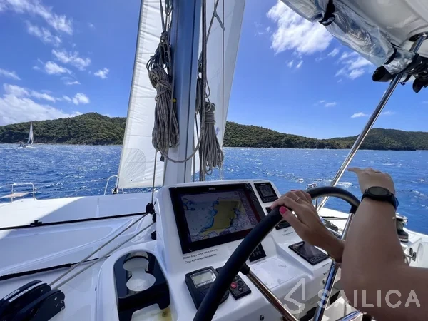 Lagoon 50 - Yacht Charter Sailica
