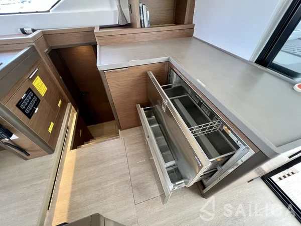 Lagoon 50 - Yacht Charter Sailica