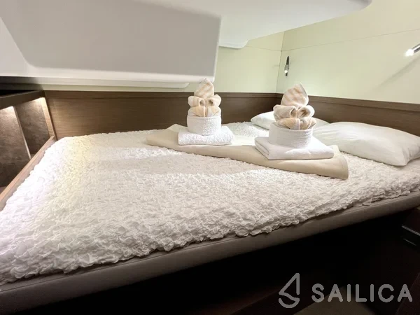 Lagoon 50 - Yacht Charter Sailica