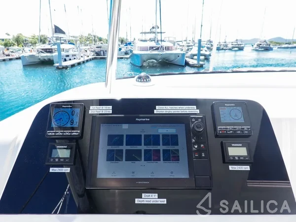Nautitech 44 - Yacht Charter Sailica