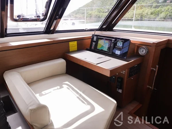 Nautitech 46 - Yacht Charter Sailica