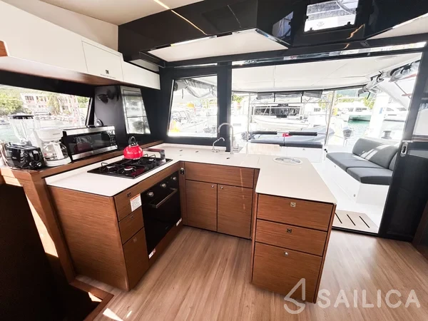 Nautitech 46 - Yacht Charter Sailica