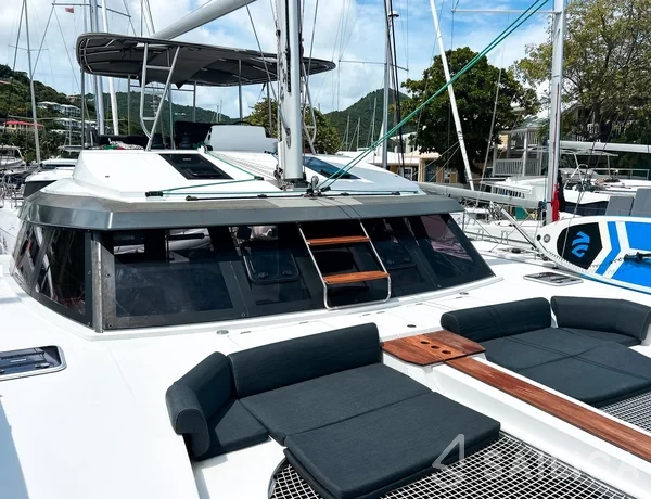 Nautitech 46 - Yacht Charter Sailica