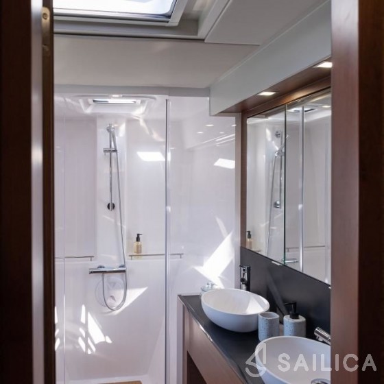 Nautitech 46 - Yacht Charter Sailica