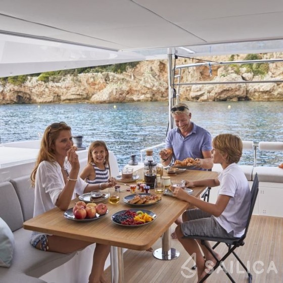 Nautitech 46 - Yacht Charter Sailica