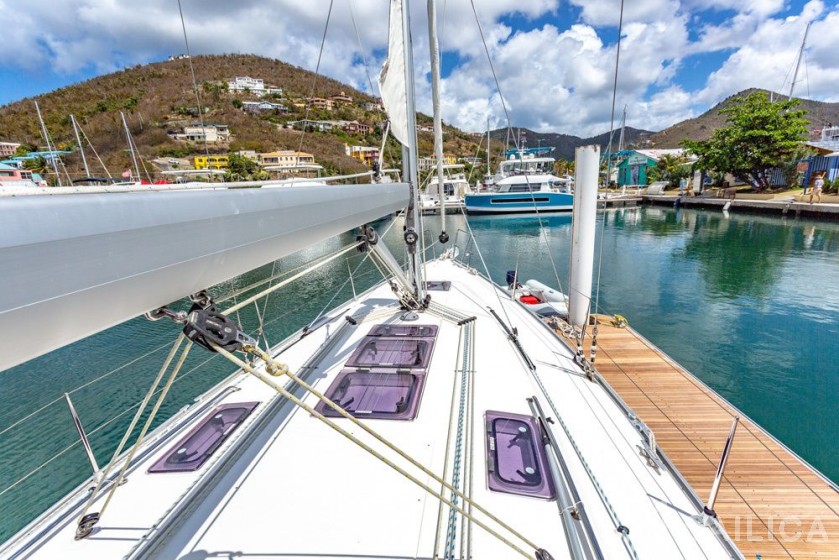 Bavaria 37 Sport - Yacht Charter Sailica