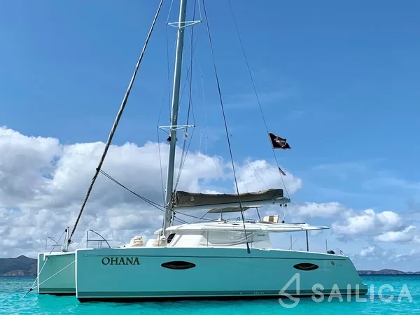 Helia 44 - Yacht Charter Sailica