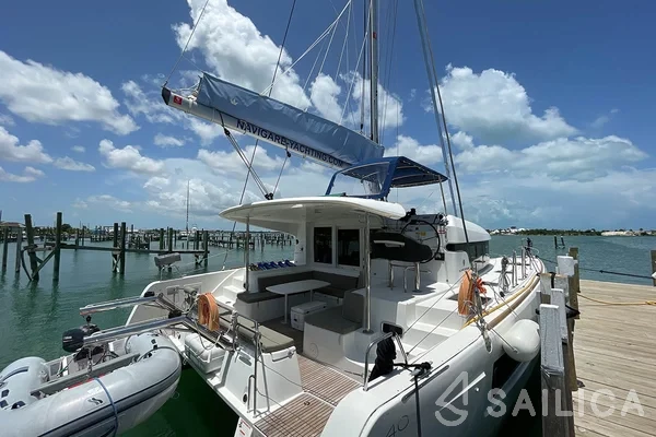 Lagoon 40 - Yacht Charter Sailica