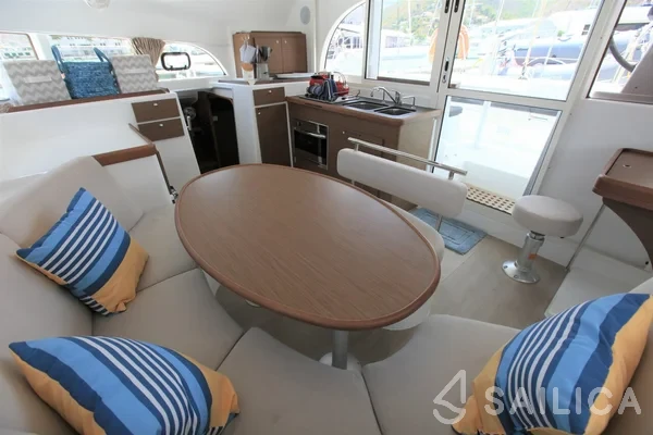 Lagoon 380 - Yacht Charter Sailica
