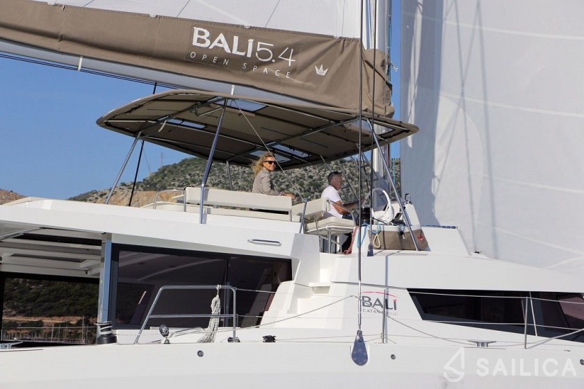 Bali 5.4. - Yacht Charter Sailica