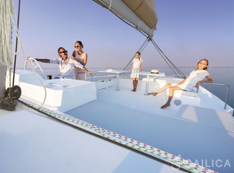 Bali 5.4. - Yacht Charter Sailica