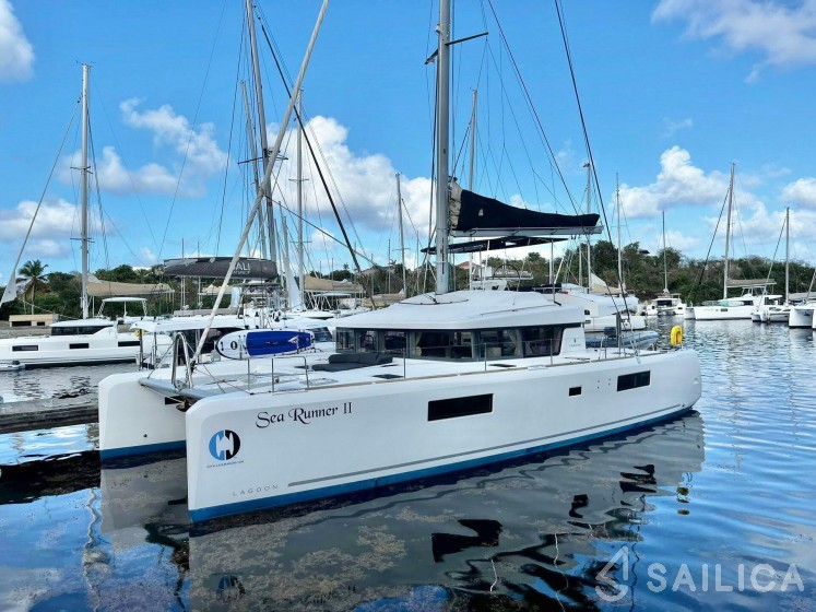 Lagoon 52 - Yacht Charter Sailica