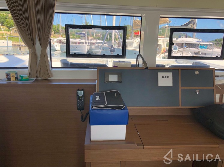 Lagoon 52 - Yacht Charter Sailica