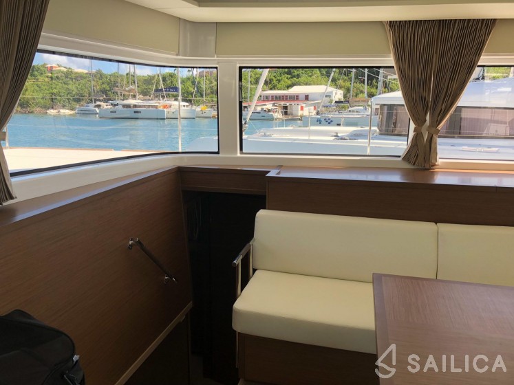 Lagoon 52 - Yacht Charter Sailica