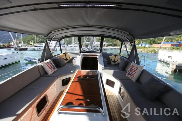 Jeanneau 54 - Yacht Charter Sailica