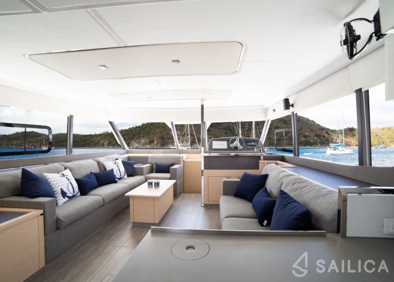 MY 44 - Yacht Charter Sailica