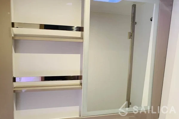 Elba 45 - Yacht Charter Sailica