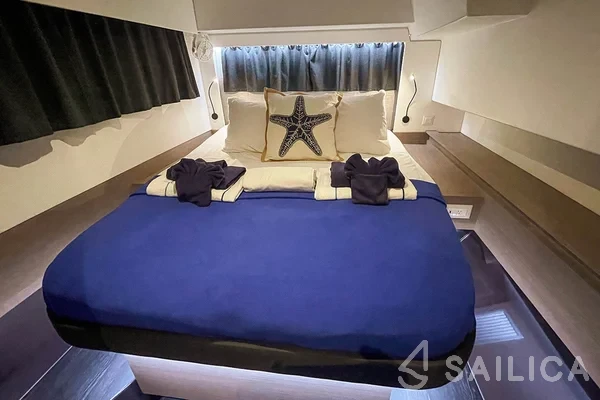 Elba 45 - Yacht Charter Sailica