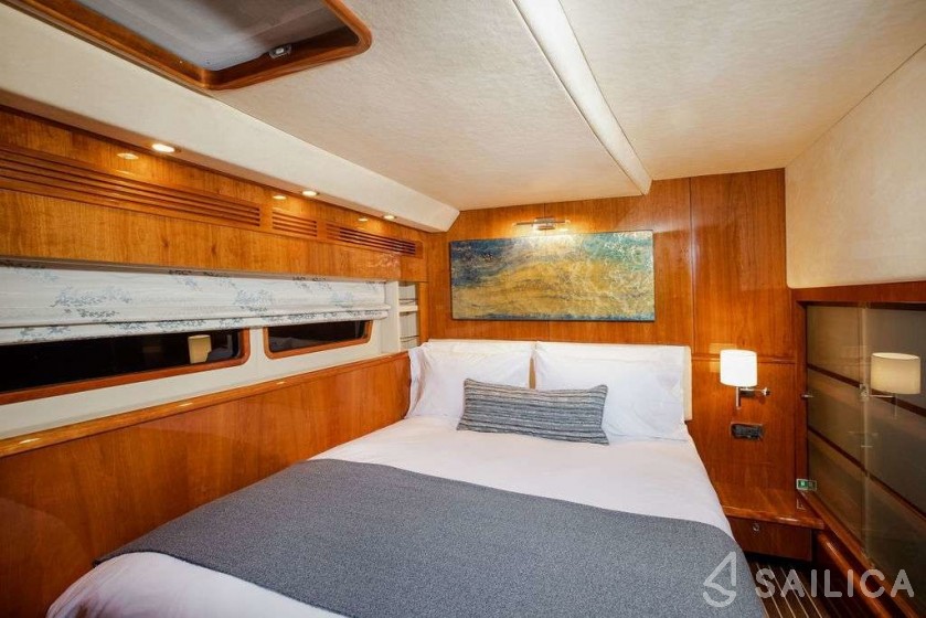 Privilege 75 - Yacht Charter Sailica