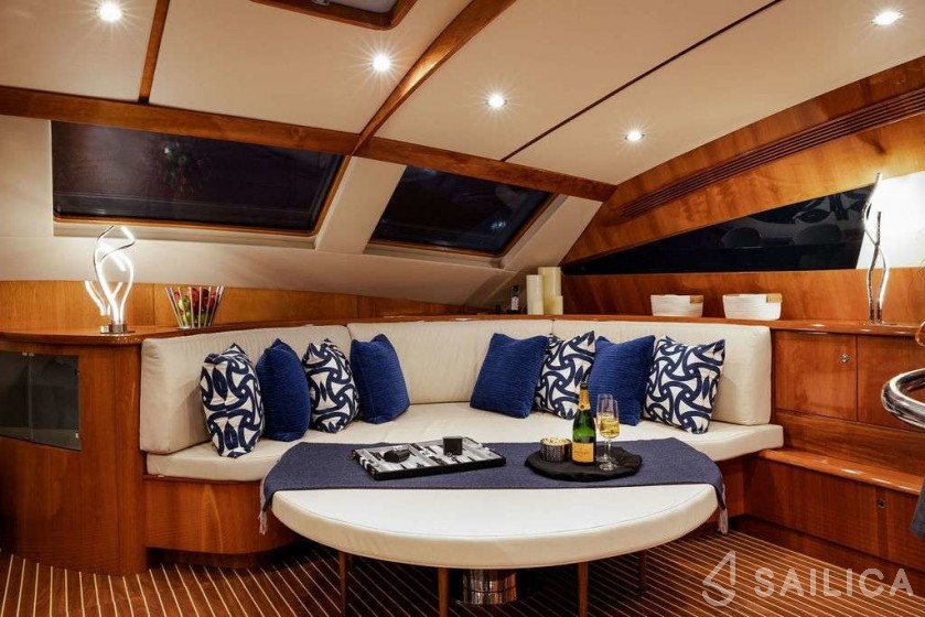 Privilege 75 - Yacht Charter Sailica